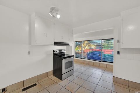 305 Campbell Ave, Vallejo, CA 94590 photo 27