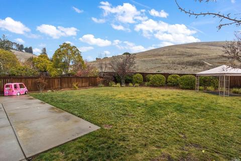 876 Rose Dr, Benicia, CA 94510 photo 41