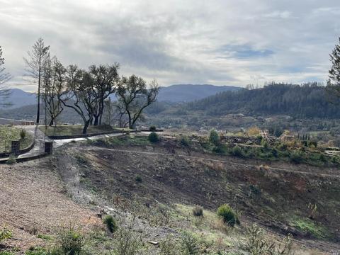 7 Bournemouth Rd, Saint Helena, CA 94574 photo 1