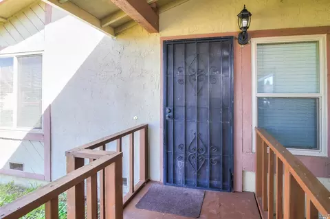 1541 Severus Dr, Vallejo, CA 94589 photo 2