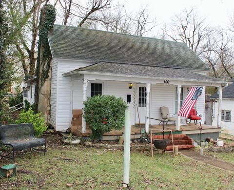 607 N 3rd St, Thayer, MO 65791 photo 1