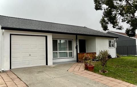 1508 Hawaii St, Fairfield, CA 94533 photo 2
