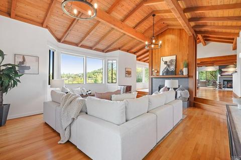 7 Herbing Ln, Kentfield, CA 94904 photo 2