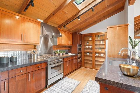 7 Herbing Ln, Kentfield, CA 94904 photo 13