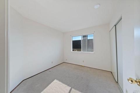 241 Weathermark Ct, Vallejo, CA 94591 photo 23
