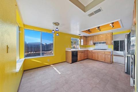 241 Weathermark Ct, Vallejo, CA 94591 photo 12