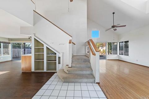 241 Weathermark Ct, Vallejo, CA 94591 photo 5