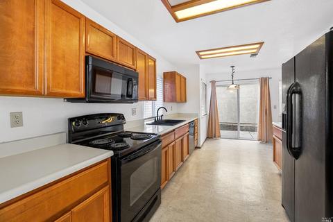 2849 Bay Tree Dr, Fairfield, CA 94533 photo 9