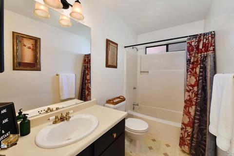 176 Courtyards E, Windsor, CA 95492 photo 9