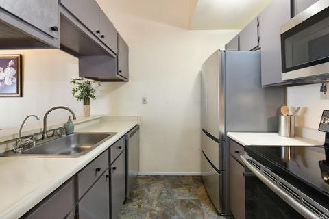 176 Courtyards E, Windsor, CA 95492 photo 3