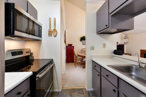 176 Courtyards E, Windsor, CA 95492 photo 4
