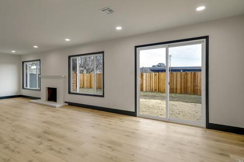 137 Ebbetts Pass Rd, Vallejo, CA 94589 photo 16