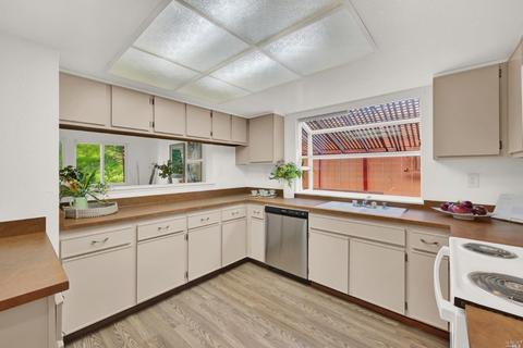 258 Voyager Dr, Vallejo, CA 94590 photo 22