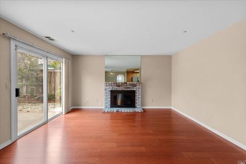 1040 Sterling St, Vallejo, CA 94591 photo 8