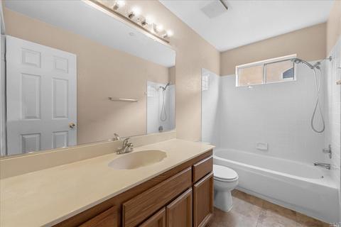 1040 Sterling St, Vallejo, CA 94591 photo 13