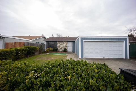 1725 Severus Dr, Vallejo, CA 94589 photo 1