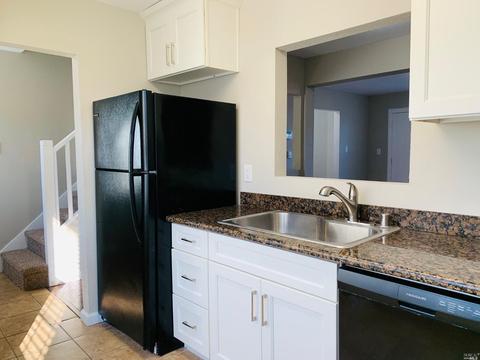 146 Calhoun St, Vallejo, CA 94590 photo 3