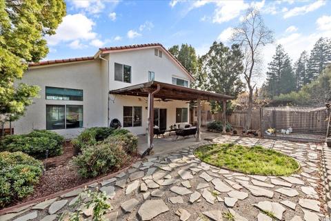 208 Bald Eagle Dr, Vacaville, CA 95688 photo 2