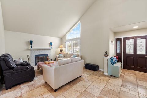 910 Cape Cod Ct, Napa, CA 94558 photo 5