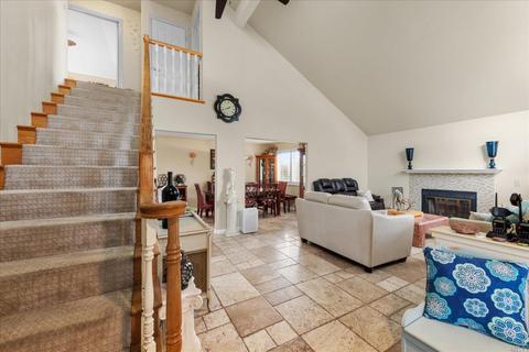 910 Cape Cod Ct, Napa, CA 94558 photo 3