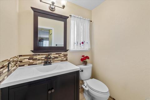 910 Cape Cod Ct, Napa, CA 94558 photo 9