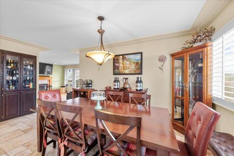 910 Cape Cod Ct, Napa, CA 94558 photo 7