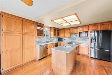 910 Cape Cod Ct, Napa, CA 94558 photo 14