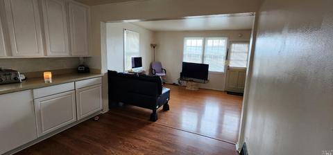 140 Calhoun St, Vallejo, CA 94590 photo 3