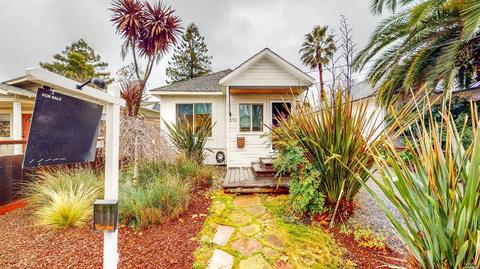 610 E D St, Petaluma, CA 94952 photo 1