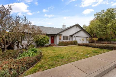 429 Tee Dr, Healdsburg, CA 95448 photo 1