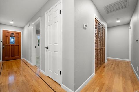 429 Tee Dr, Healdsburg, CA 95448 photo 3