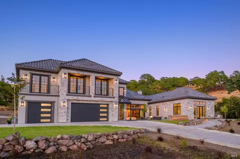 618 Chaparral Cir, Napa, CA 94558