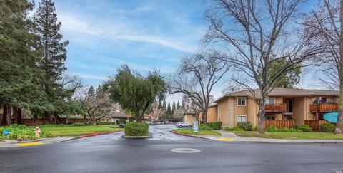 542 Arcadia Dr, Vacaville, CA 95687 photo 1