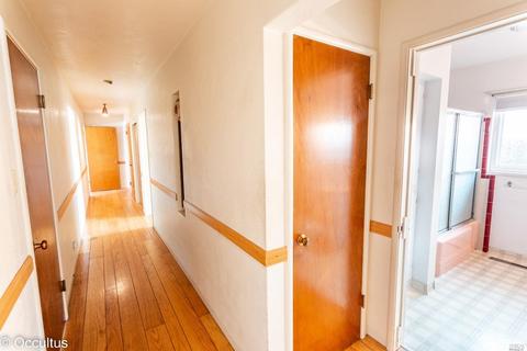 490 E Spring St, Napa, CA 94559 photo 16