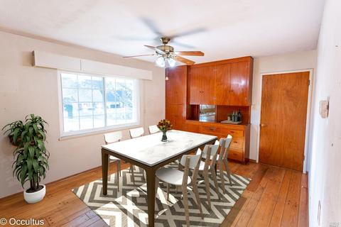 490 E Spring St, Napa, CA 94559 photo 5