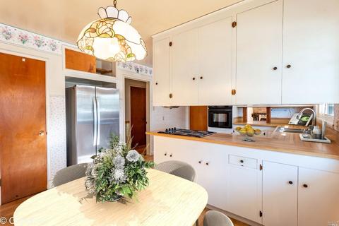 490 E Spring St, Napa, CA 94559 photo 10