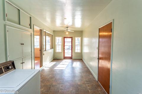 490 E Spring St, Napa, CA 94559 photo 21