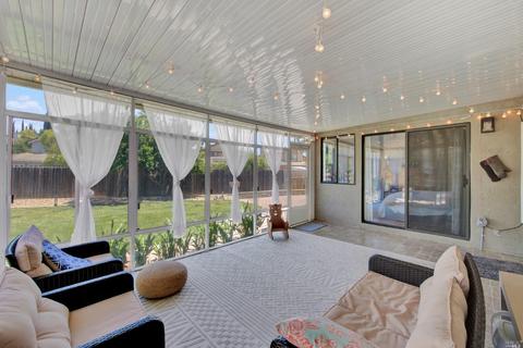 1056 Birch Ct, Fairfield, CA 94533 photo 9