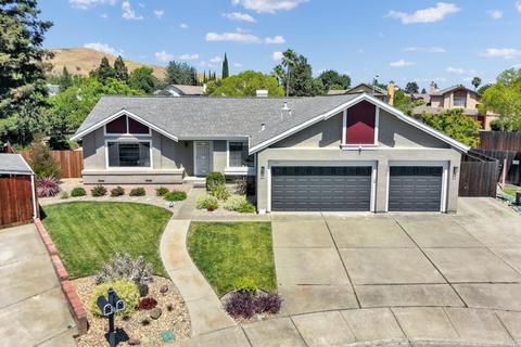 1056 Birch Ct, Fairfield, CA 94533 photo 2