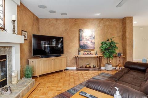 392 Troon Dr, Napa, CA 94558 photo 36
