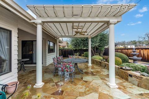 392 Troon Dr, Napa, CA 94558 photo 40