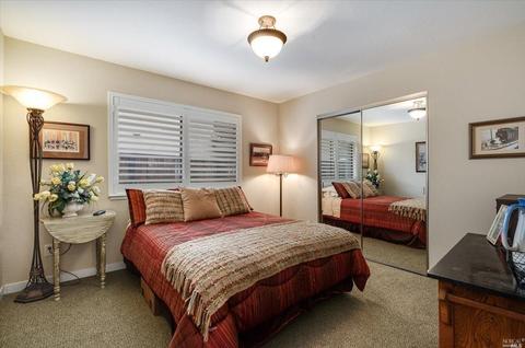 392 Troon Dr, Napa, CA 94558 photo 25