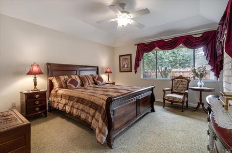 392 Troon Dr, Napa, CA 94558 photo 12