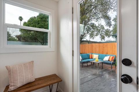 2233 Vidal St, Napa, CA 94559 photo 3