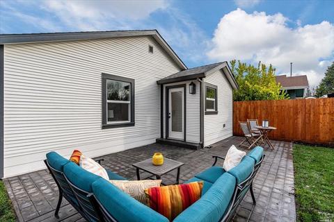 2233 Vidal St, Napa, CA 94559 photo 9