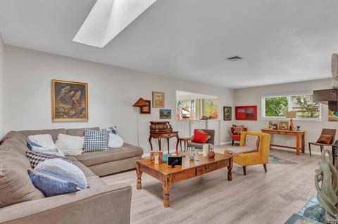108 Saunders Dr, Vallejo, CA 94591 photo 2
