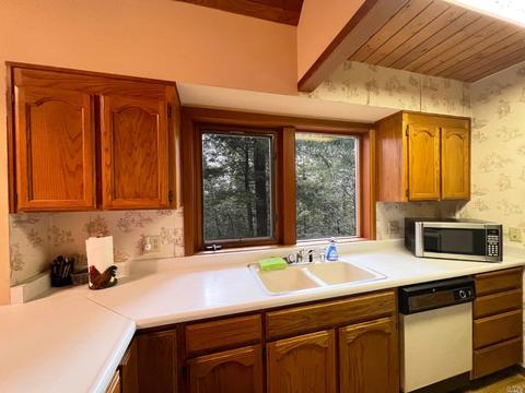 1585 Perch Way, Willits, CA 95490 photo 5