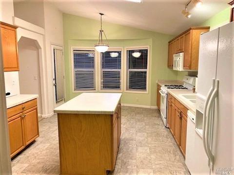 1040 Capewood Ln, Windsor, CA 95492 photo 8