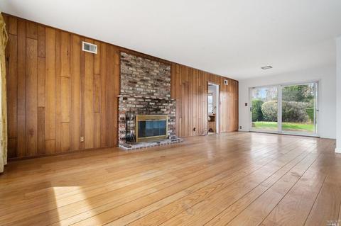 78 Mohawk Ave, Corte Madera, CA 94925 photo 2