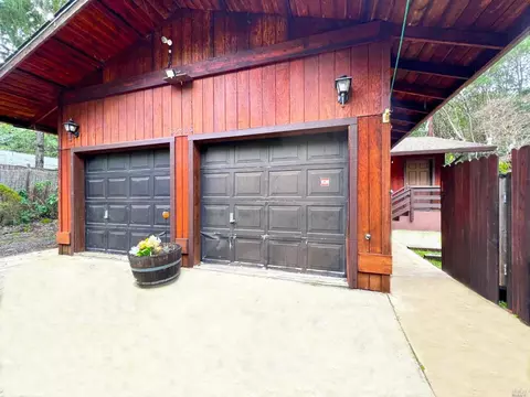 25888 Bear Ln, Willits, CA 95490